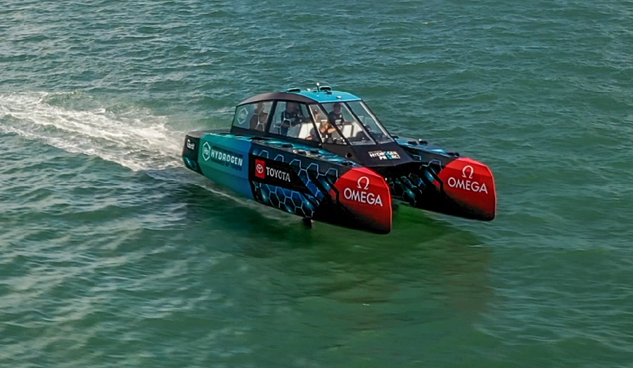 hydrogen-powered foiling chase boat by ETNZ takes flight in america's cup