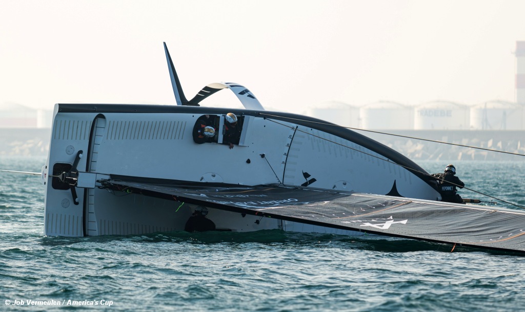 AC37 French LEQ12 Capsize 8 Jan 2024