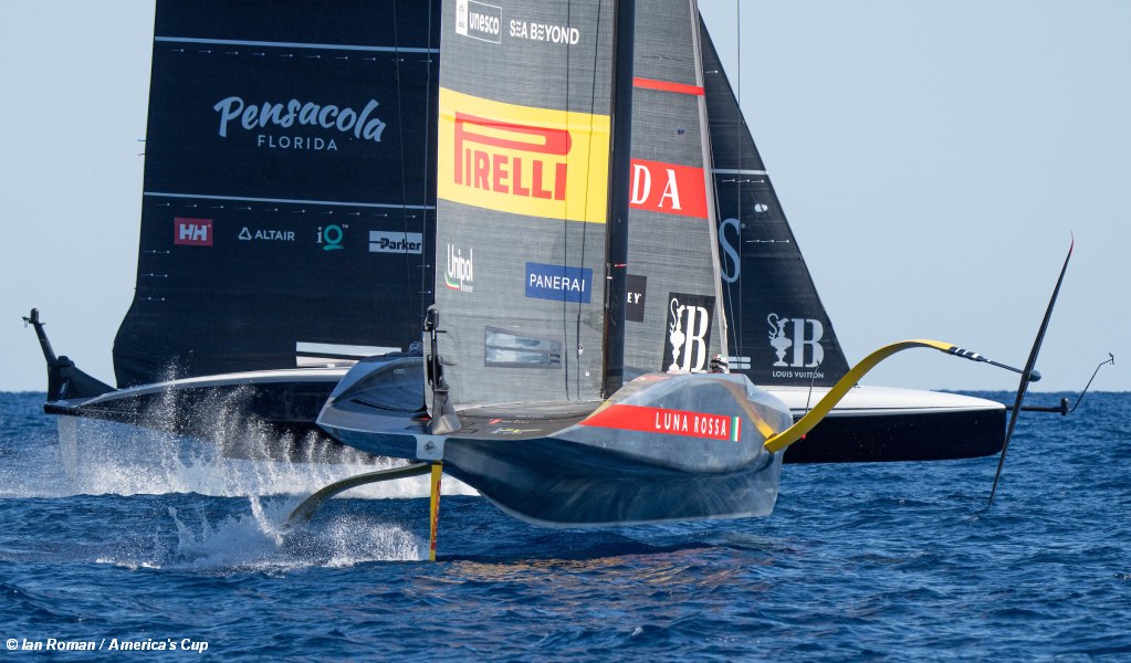 AC37 LV Semi-Final D1 Luna Rossa and American Magic