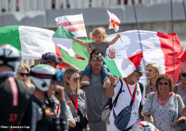 LV Semi-Final ITA Supporters