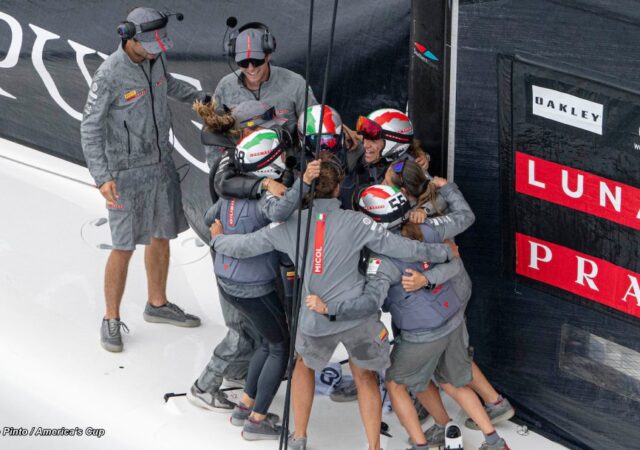 AC37 PUIG AC Winners Luna Rossa